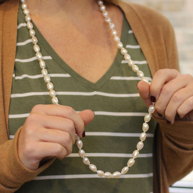 Rice Pearl Necklace