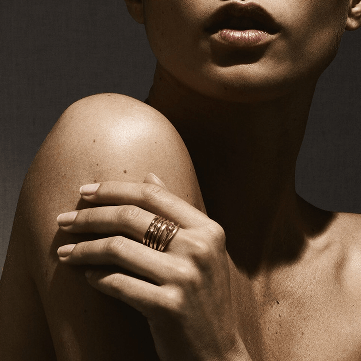 Icon Stardust Movie Star Ring