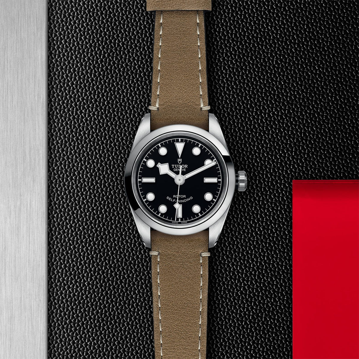 Black Bay 32