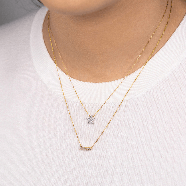 Sadie Pearl Slope Bar Necklace