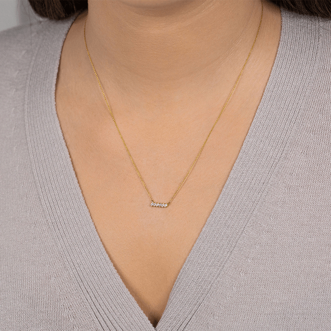 Sadie Pearl Slope Bar Necklace