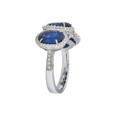 Classic Three Stone Ring in Blue Sapphire