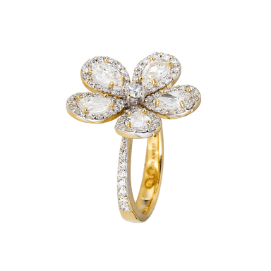 Classic Flower Ring in Diamond